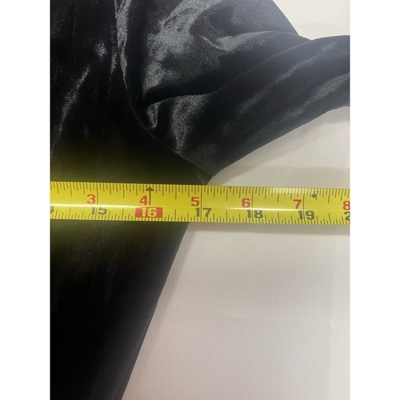 H&M Womens Velvet Jumpsuit Size M Black Long Sleeve Holiday Festive Cocktail - Picture 4 of 9